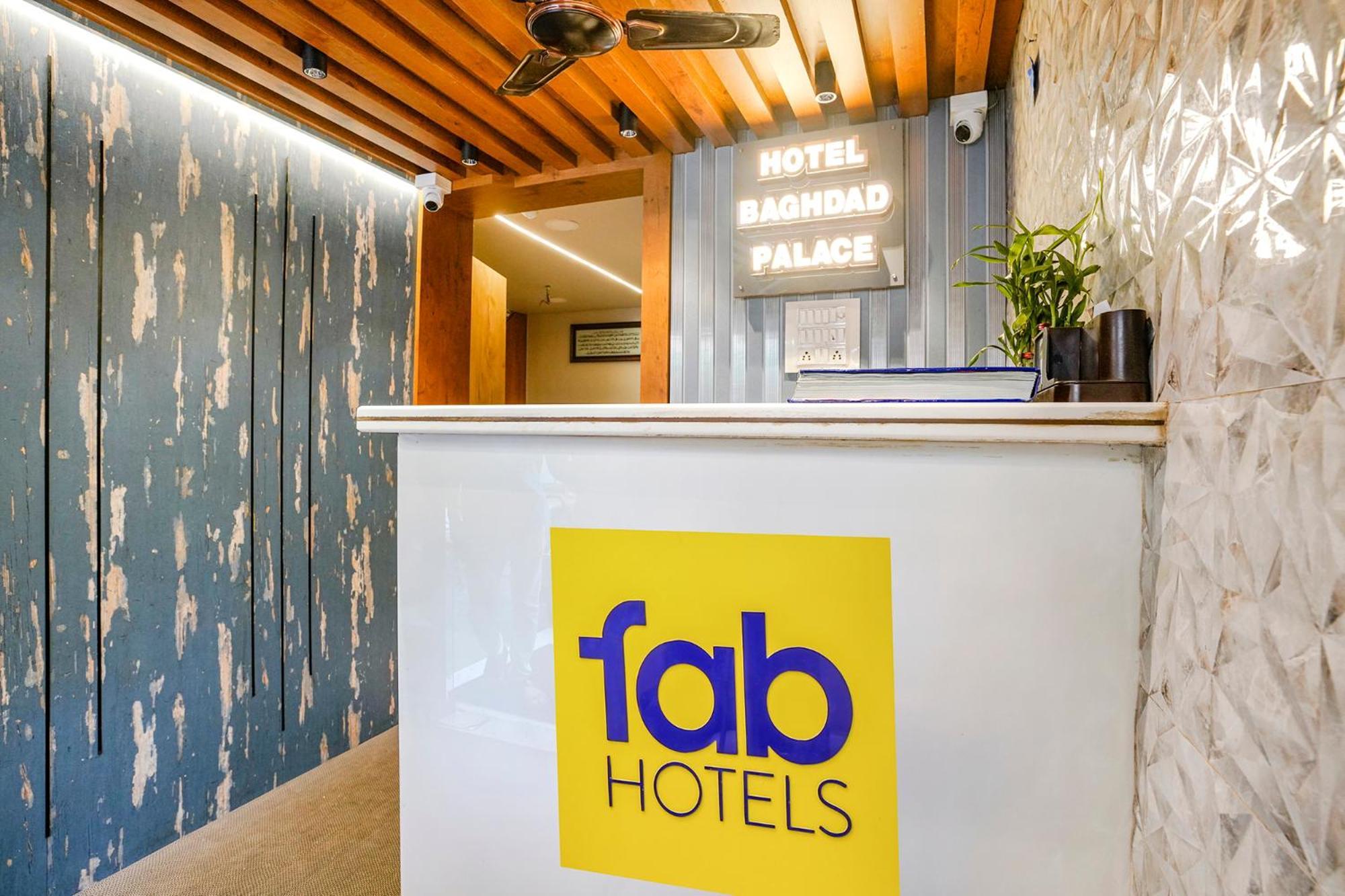 Fabexpress Baghdad Palace Hotel Bombaim Exterior foto